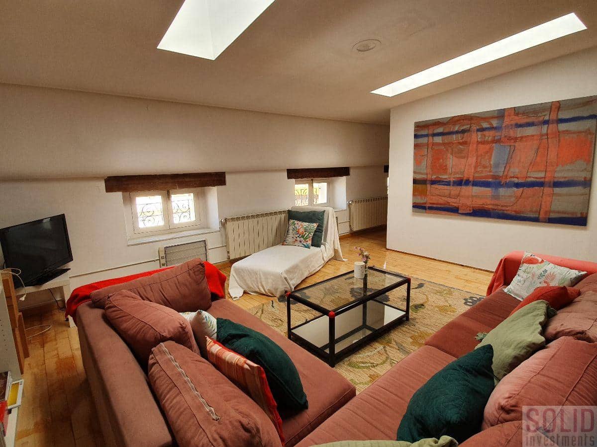 3 quarto Apartamento para arrendar em Valencia cidade - 1 700 € (Ref: 5458982)