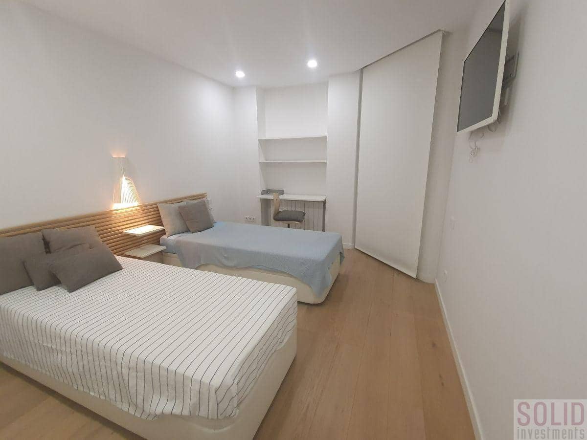 4 sovrum Lägenhet att hyra i Valencia stad - 4 500 € (Ref: 6565015)