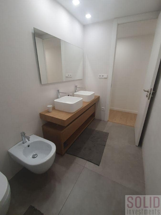 4 sovrum Lägenhet att hyra i Valencia stad - 4 500 € (Ref: 6565015)