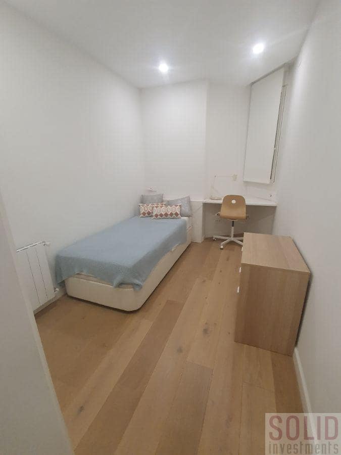 4 sovrum Lägenhet att hyra i Valencia stad - 4 500 € (Ref: 6565015)