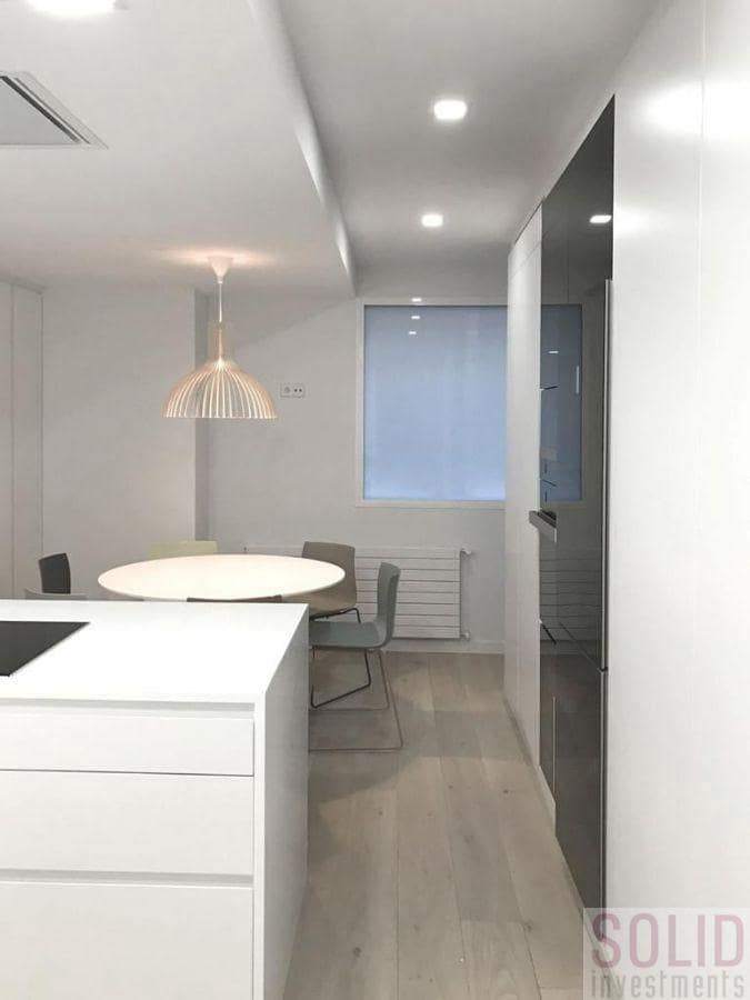 4 sovrum Lägenhet att hyra i Valencia stad - 4 500 € (Ref: 6565015)