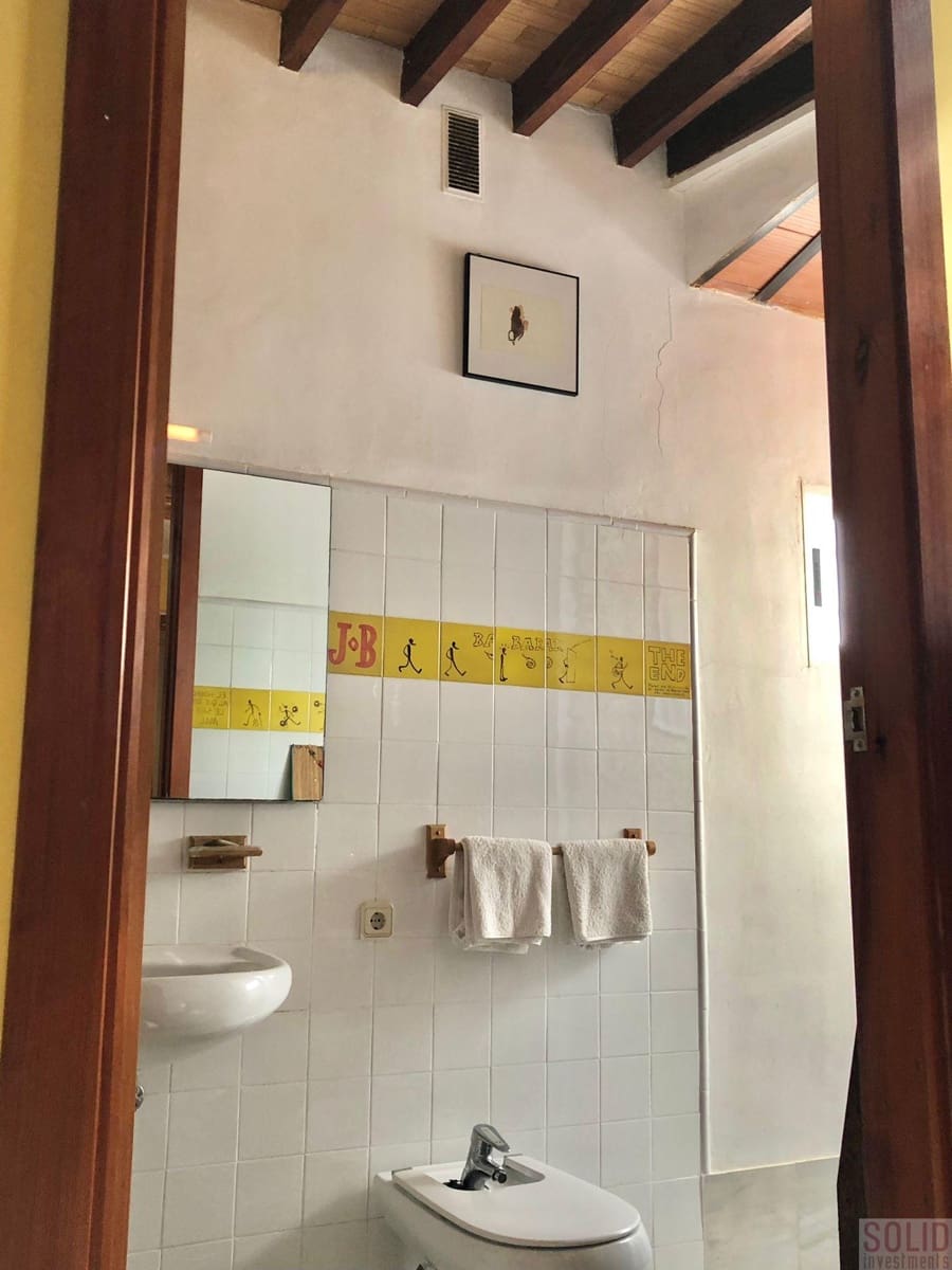 1 bedroom Flat for rent in Valencia city - € 2,000 (Ref: 7157408)