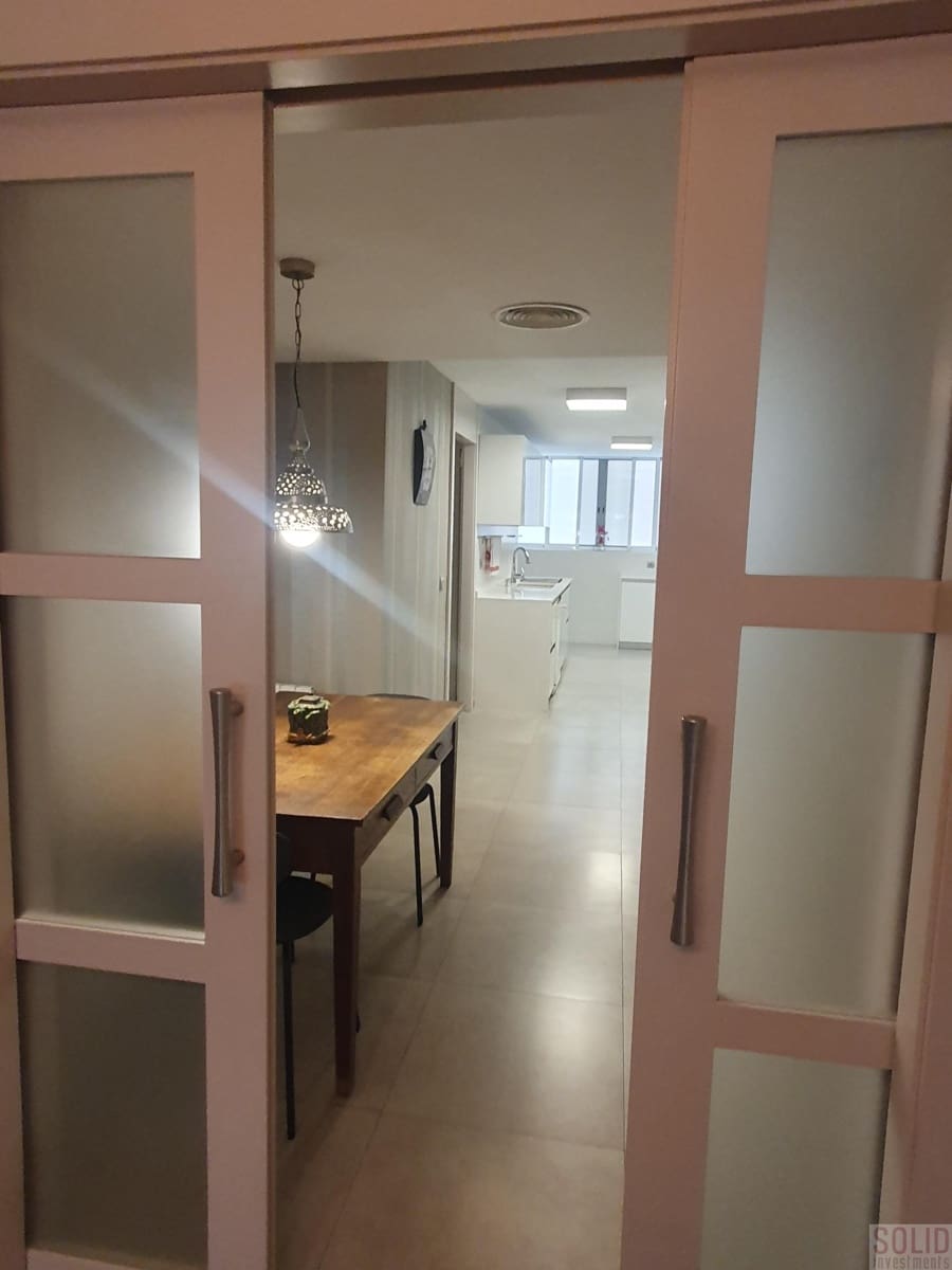 4 Zimmer Wohnung zu vermieten in Valencia Stadt mit Garage - 3.300 € (Ref: 7468291)