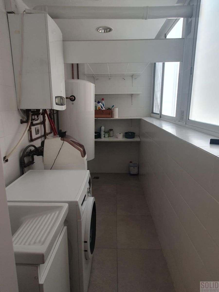 4 Zimmer Wohnung zu vermieten in Valencia Stadt mit Garage - 3.300 € (Ref: 7468291)