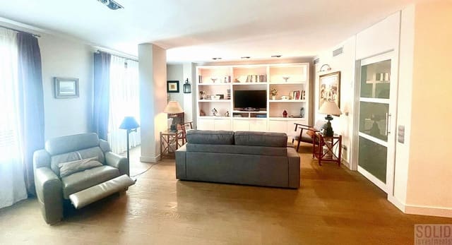 4 Zimmer Wohnung zu vermieten in Jaume Roig, València Stadt mit Garage - 3.300 € (Ref: 7468291)
