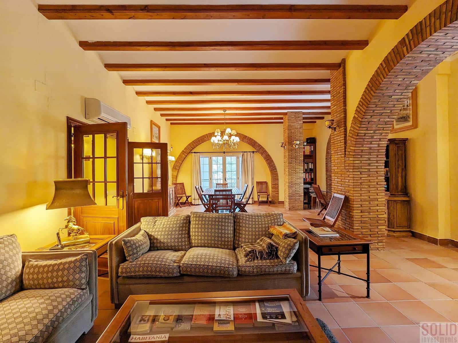 6 soverom Villa til salgs i Chiva med garasje - € 890 000 (Ref: 7686767)