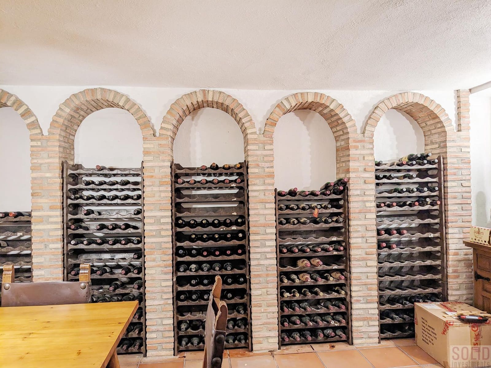 6 soverom Villa til salgs i Chiva med garasje - € 890 000 (Ref: 7686767)