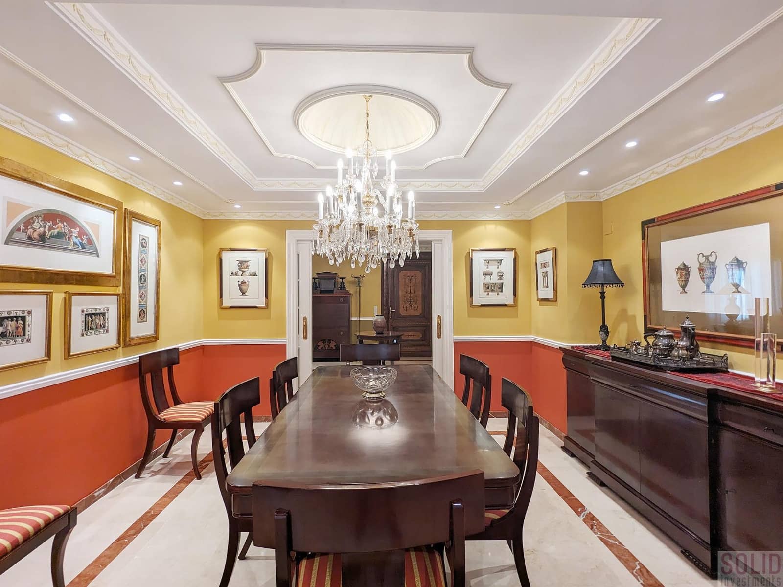 6 soverom Villa til salgs i Chiva med garasje - € 890 000 (Ref: 7686767)