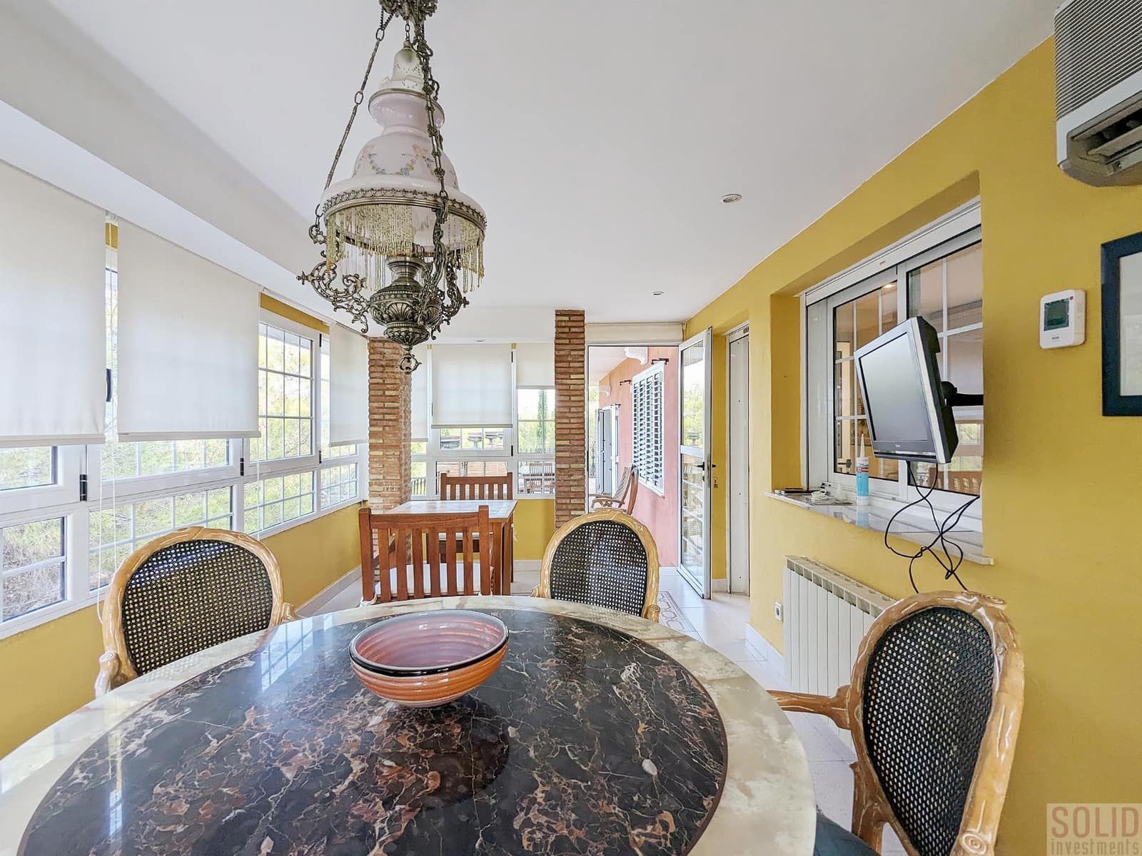 6 soverom Villa til salgs i Chiva med garasje - € 890 000 (Ref: 7686767)