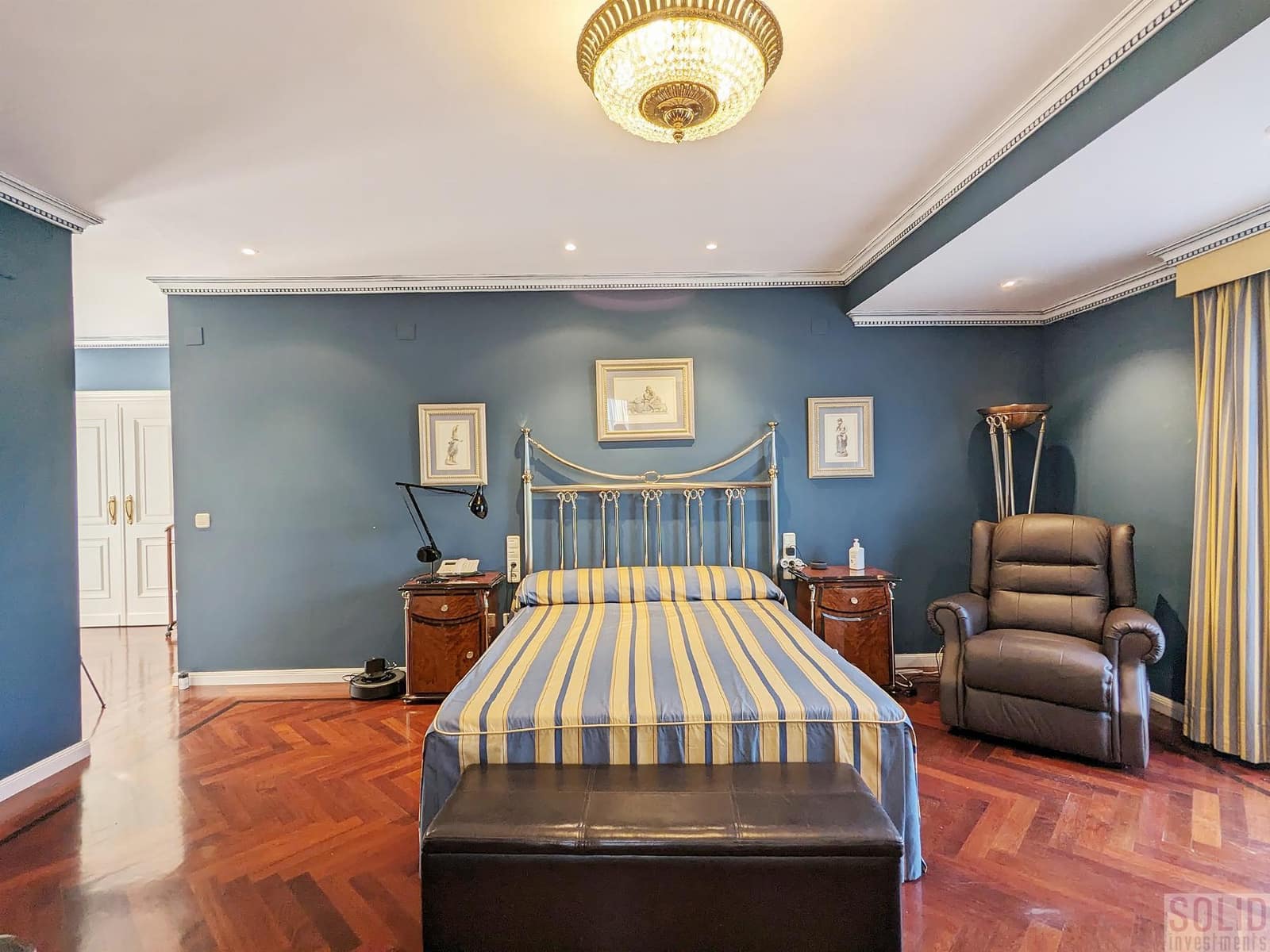 6 soverom Villa til salgs i Chiva med garasje - € 890 000 (Ref: 7686767)