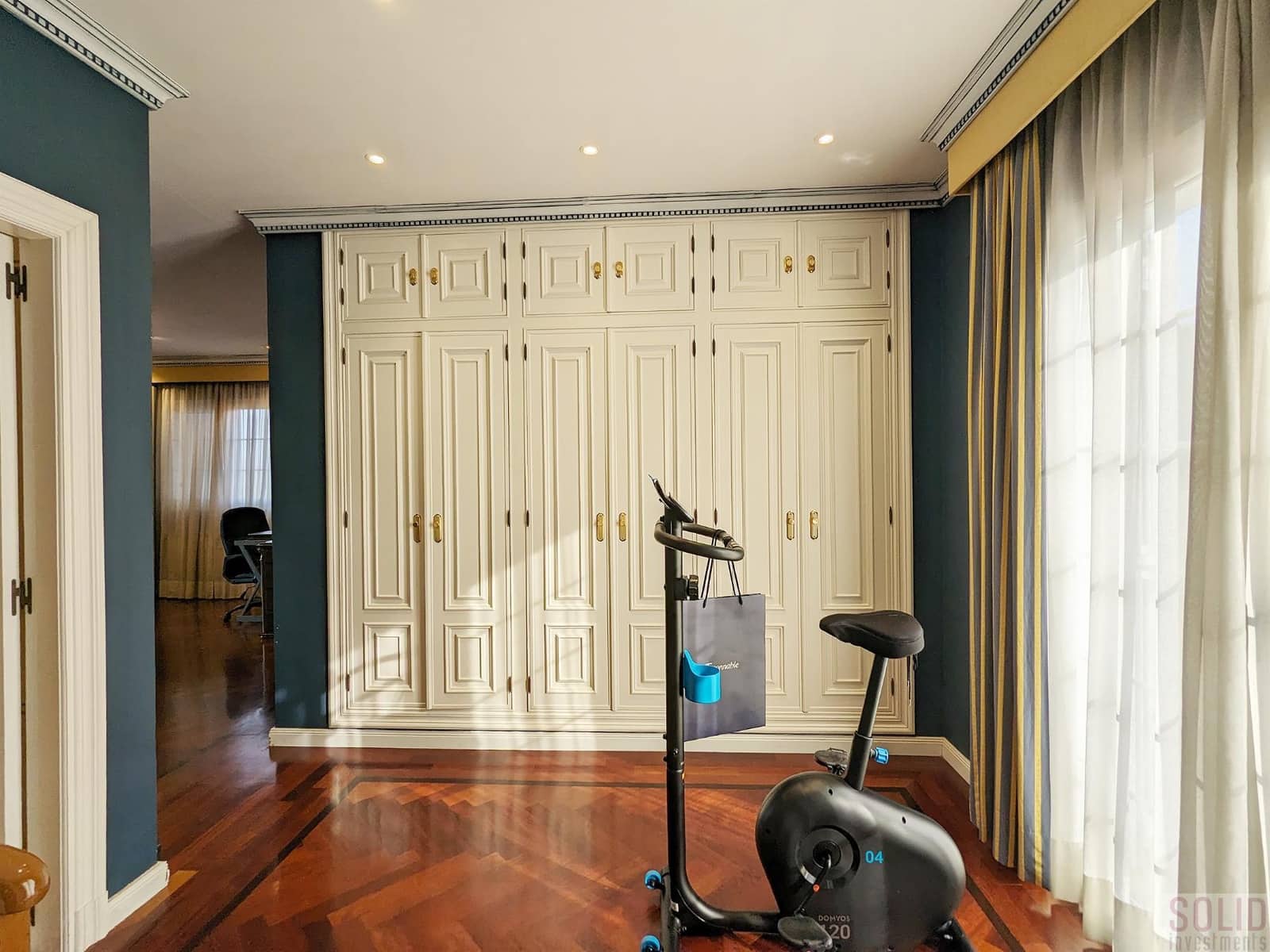 6 soverom Villa til salgs i Chiva med garasje - € 890 000 (Ref: 7686767)