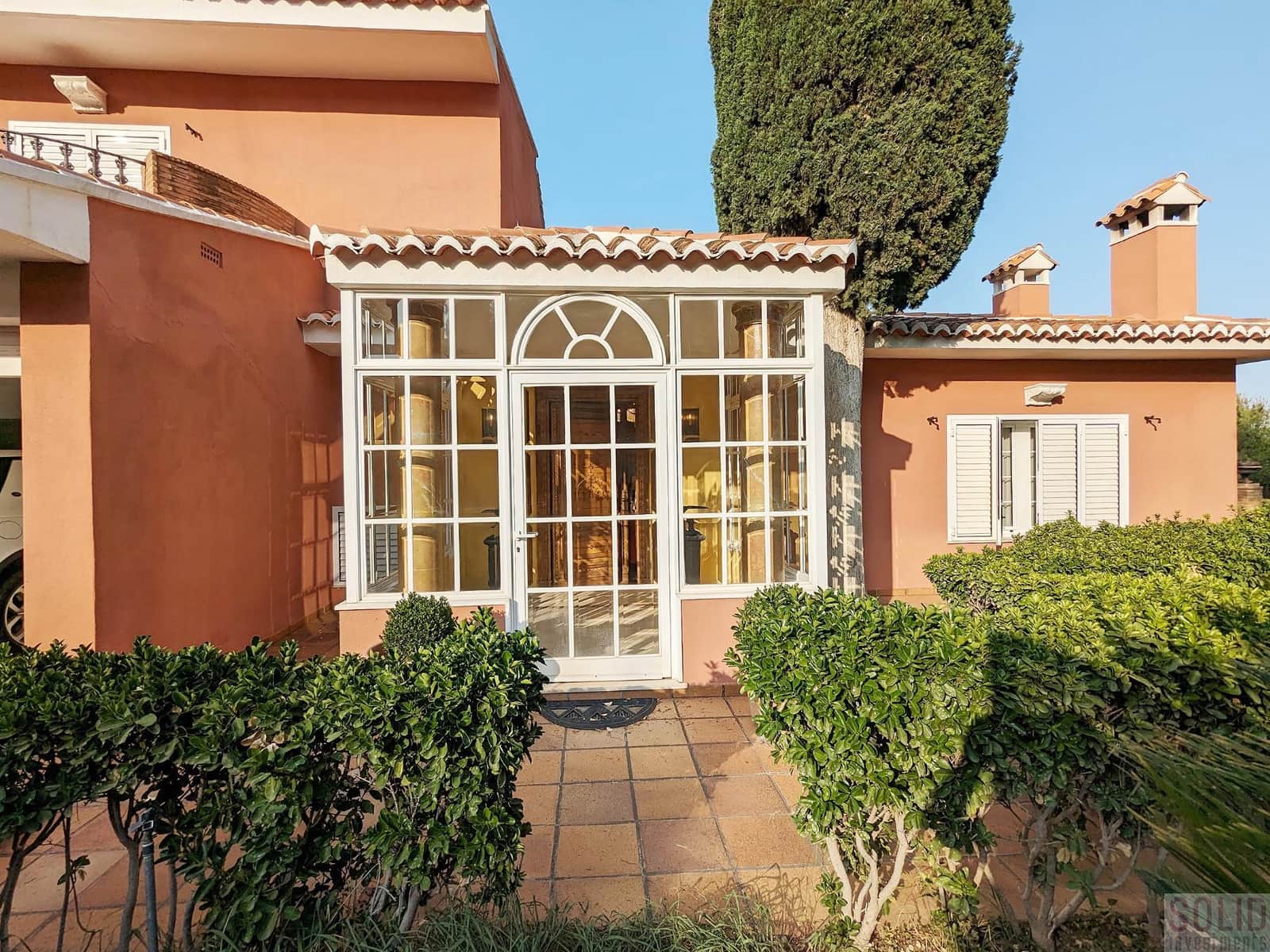 6 soverom Villa til salgs i Chiva med garasje - € 890 000 (Ref: 7686767)