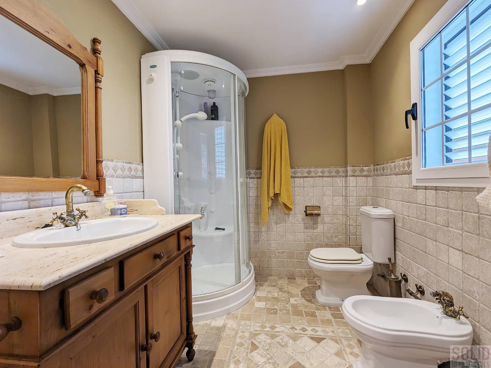 6 soverom Villa til salgs i Chiva med garasje - € 890 000 (Ref: 7686767)