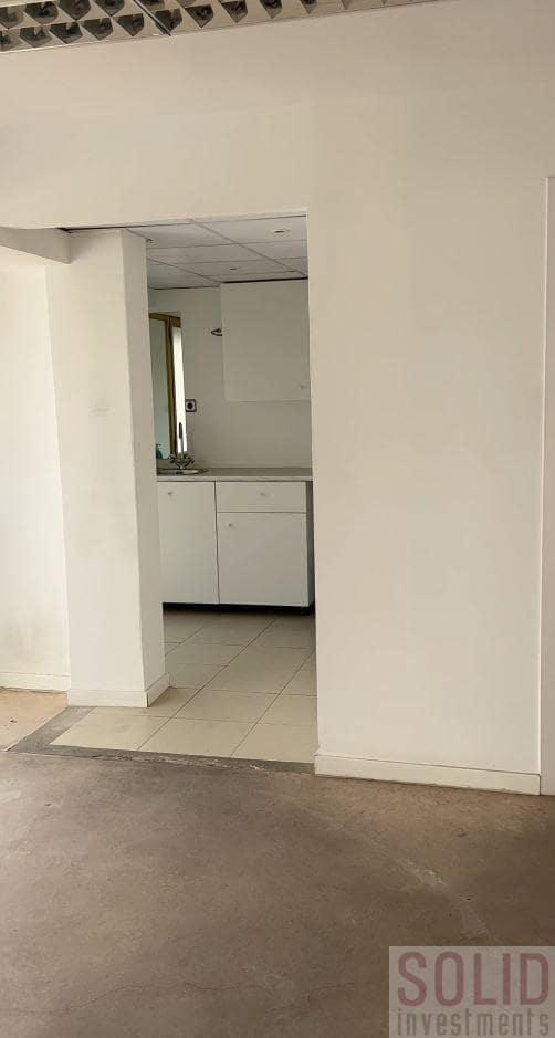 6 soveværelse Kontor til leje i Valencia by - € 4.385 (Ref: 7783129)