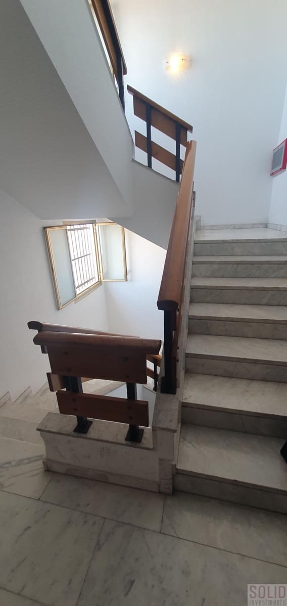 6 soveværelse Kontor til leje i Valencia by - € 4.385 (Ref: 7783129)