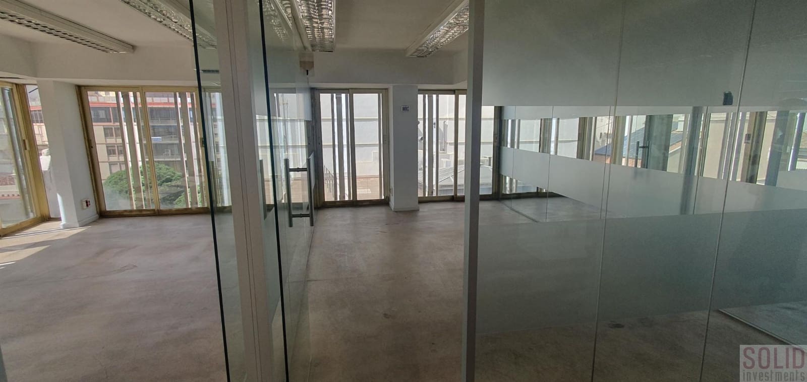 6 soveværelse Kontor til leje i Valencia by - € 4.385 (Ref: 7783129)