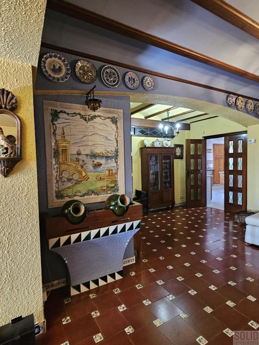 9 sypialnia Willa na sprzedaż w Vilamarxant / Villamarchante z basenem garażem - 560 000 € (Ref: 8183609)