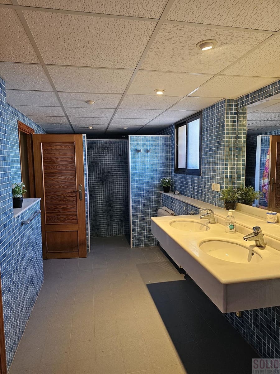 9 sypialnia Willa na sprzedaż w Vilamarxant / Villamarchante z basenem garażem - 560 000 € (Ref: 8183609)