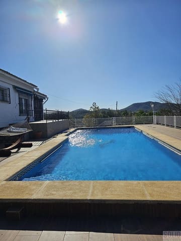 9 bedroom Villa for sale in Vilamarxant / Villamarchante with pool garage - € 560,000 (Ref: 8183609)