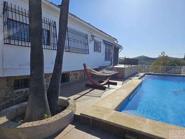 9 bedroom Villa for sale in Vilamarxant / Villamarchante with pool garage - € 560,000 (Ref: 8183609)