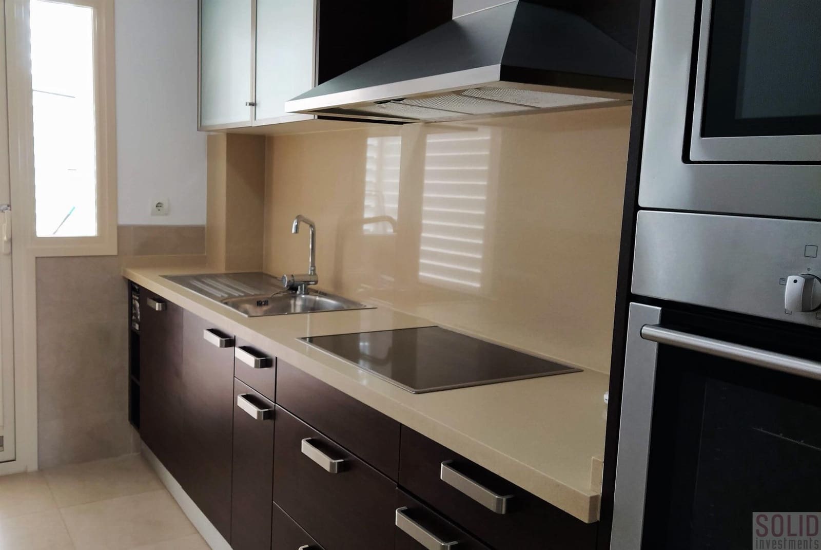   2 soveværelse   ferieLejlighed i Arenal   med   swimmingpool  garage  - € 1.200 (Ref: 8376387)