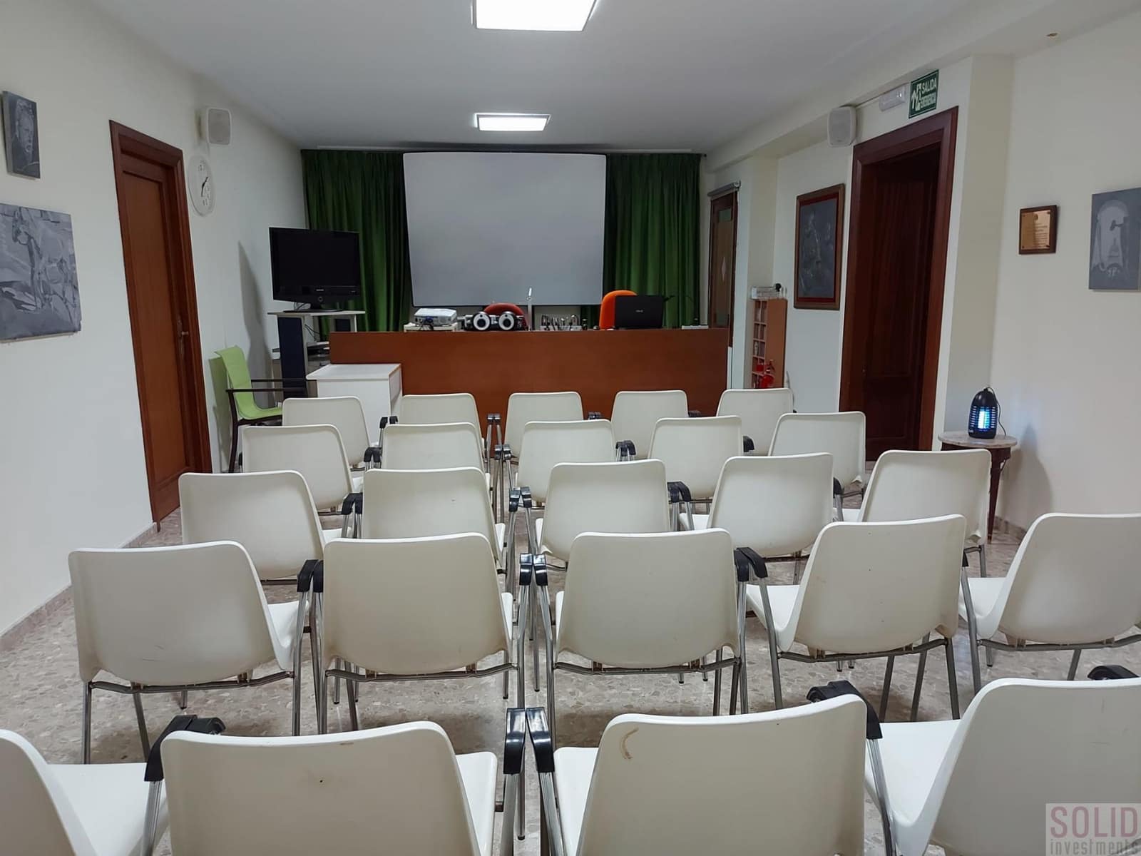 14 soverom Villa til salgs i Rocafort med garasje - € 1 650 000 (Ref: 8598742)