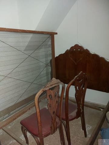 3 bedroom Townhouse for sale in Cabanyal-Canyamelar, Valencia city - € 329,000 (Ref: 8655750)