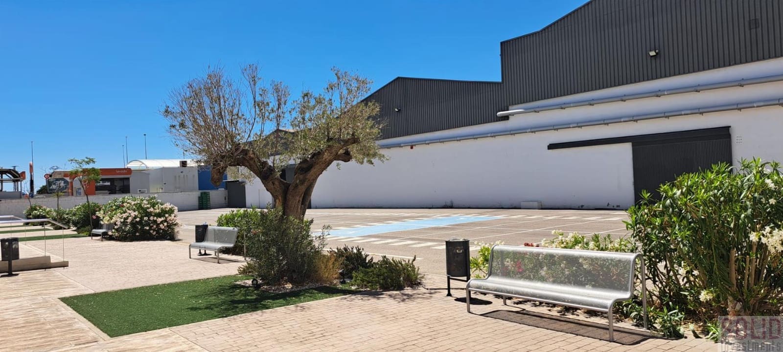 3 soveværelse Erhverv til salg i Alfafar - € 6.500.000 (Ref: 8872837)