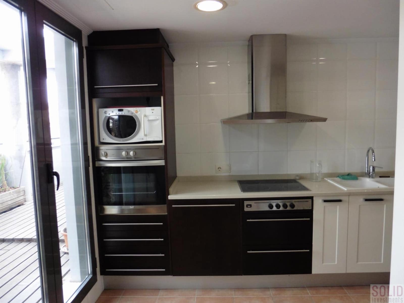 3 soverom Leilighet til salgs i Valencia by med svømmebasseng garasje - € 690 000 (Ref: 9031092)