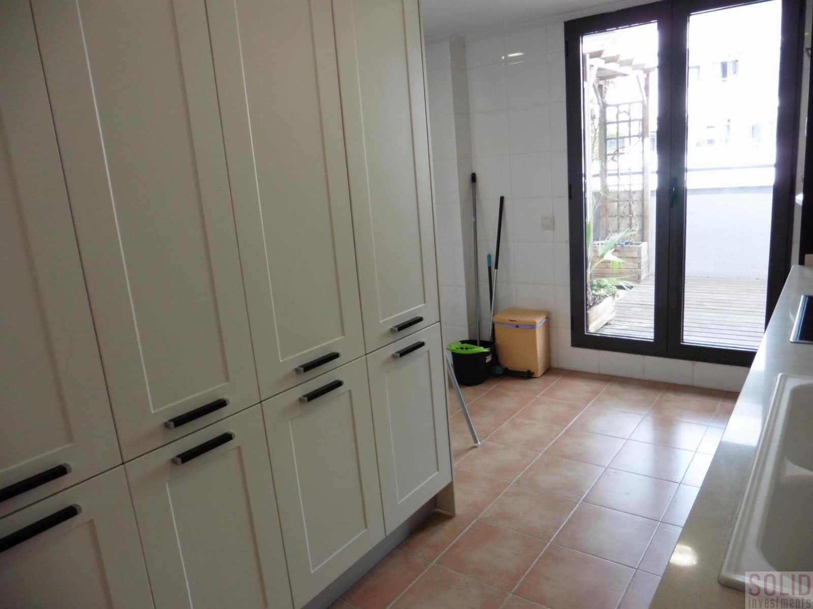 3 soverom Leilighet til salgs i Valencia by med svømmebasseng garasje - € 690 000 (Ref: 9031092)