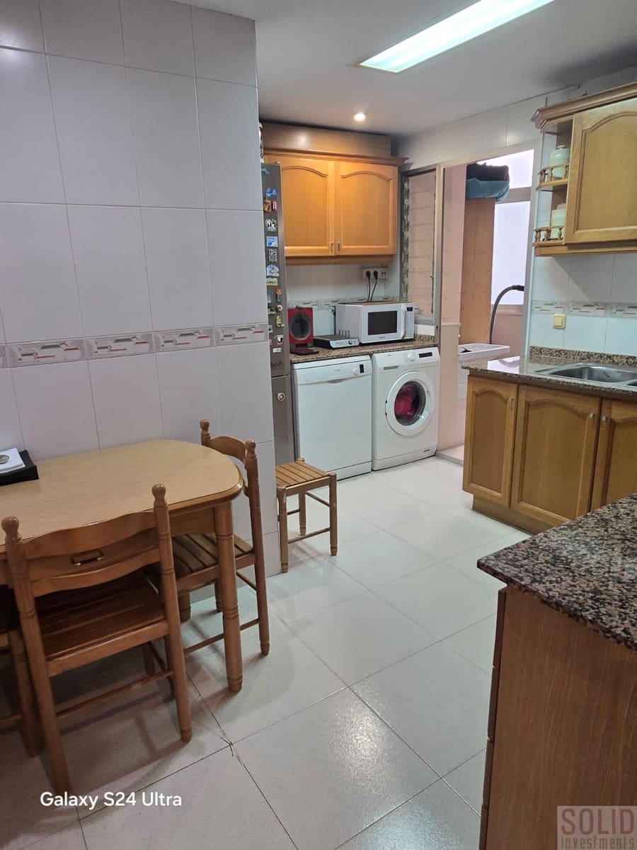 4 soveværelse Lejlighed til salg i Valencia by - € 315.000 (Ref: 9066938)