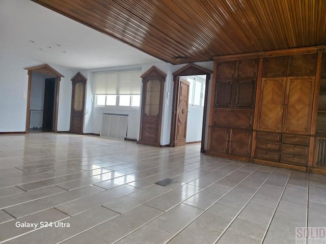 Appartement de 4 chambres à louer à Sant Francesc, Valence ville - 3 000 € (Ref: 9146415)