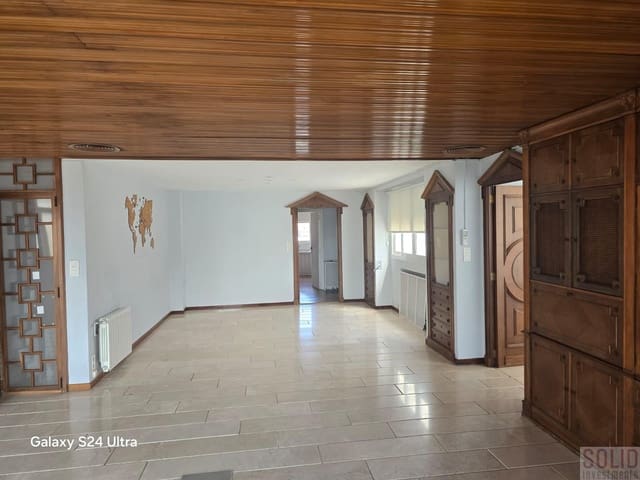 Appartement de 4 chambres à louer à Sant Francesc, Valence ville - 3 000 € (Ref: 9146415)