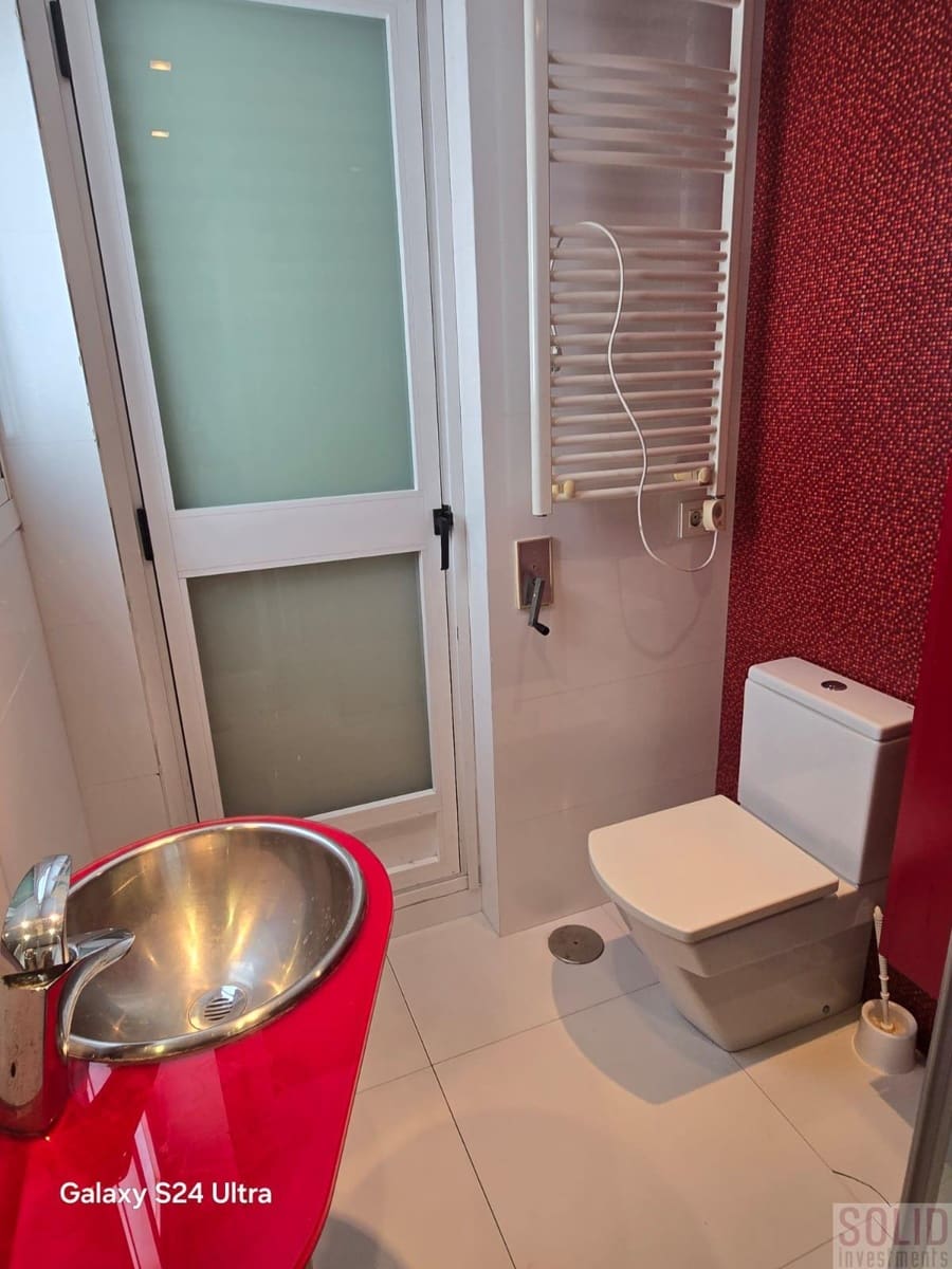 4 slaapkamer Flat te huur in Valencia stad - € 3.000 (Ref: 9146415)