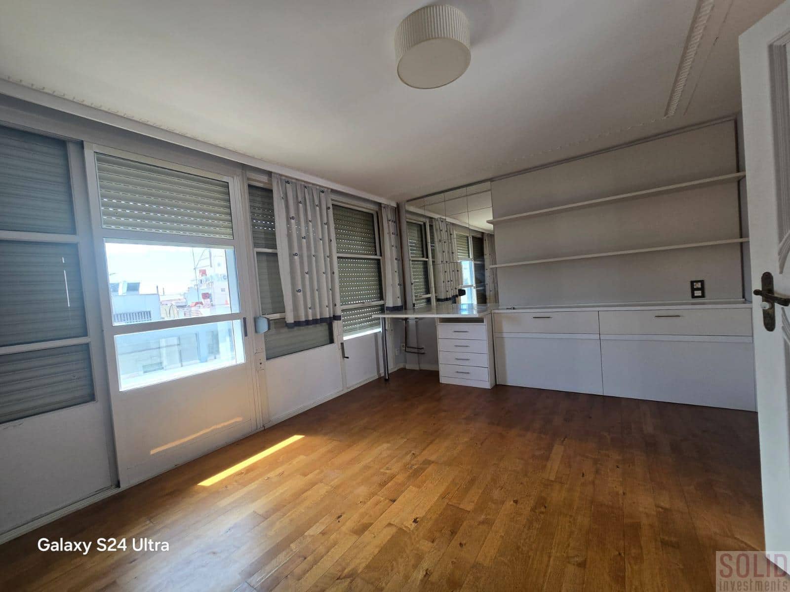 4 slaapkamer Flat te huur in Valencia stad - € 3.000 (Ref: 9146415)