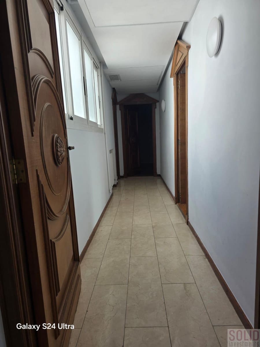 4 slaapkamer Flat te huur in Valencia stad - € 3.000 (Ref: 9146415)
