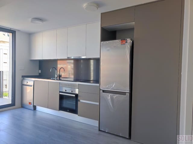 2 makuuhuone Huoneisto vuokrattavana paikassa El Puerto, Dénia mukana uima-altaan - 1 400 € (Ref: 9191915)