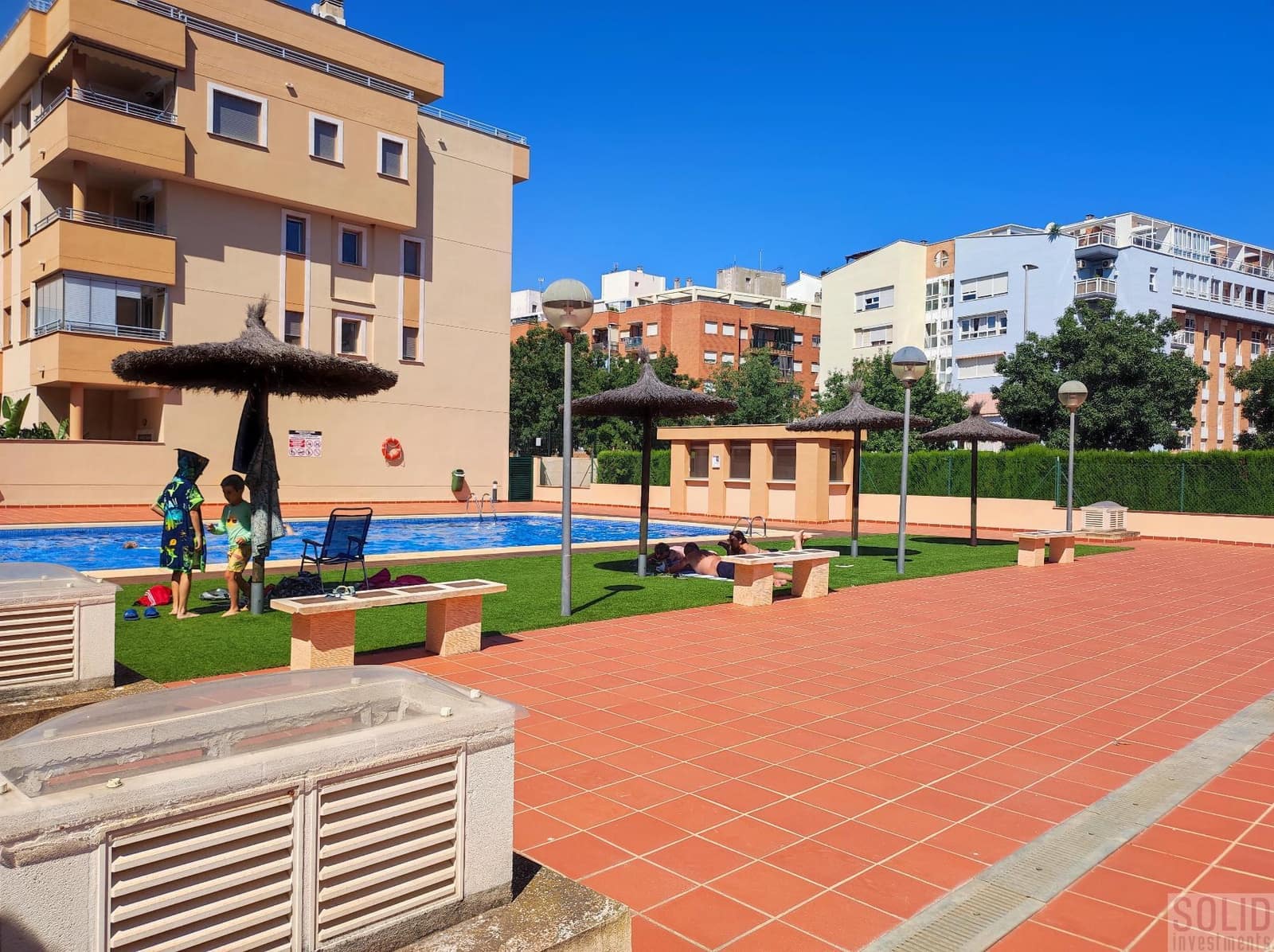 2 soveværelse Lejlighed til leje i Denia med swimmingpool - € 1.400 (Ref: 9191915)