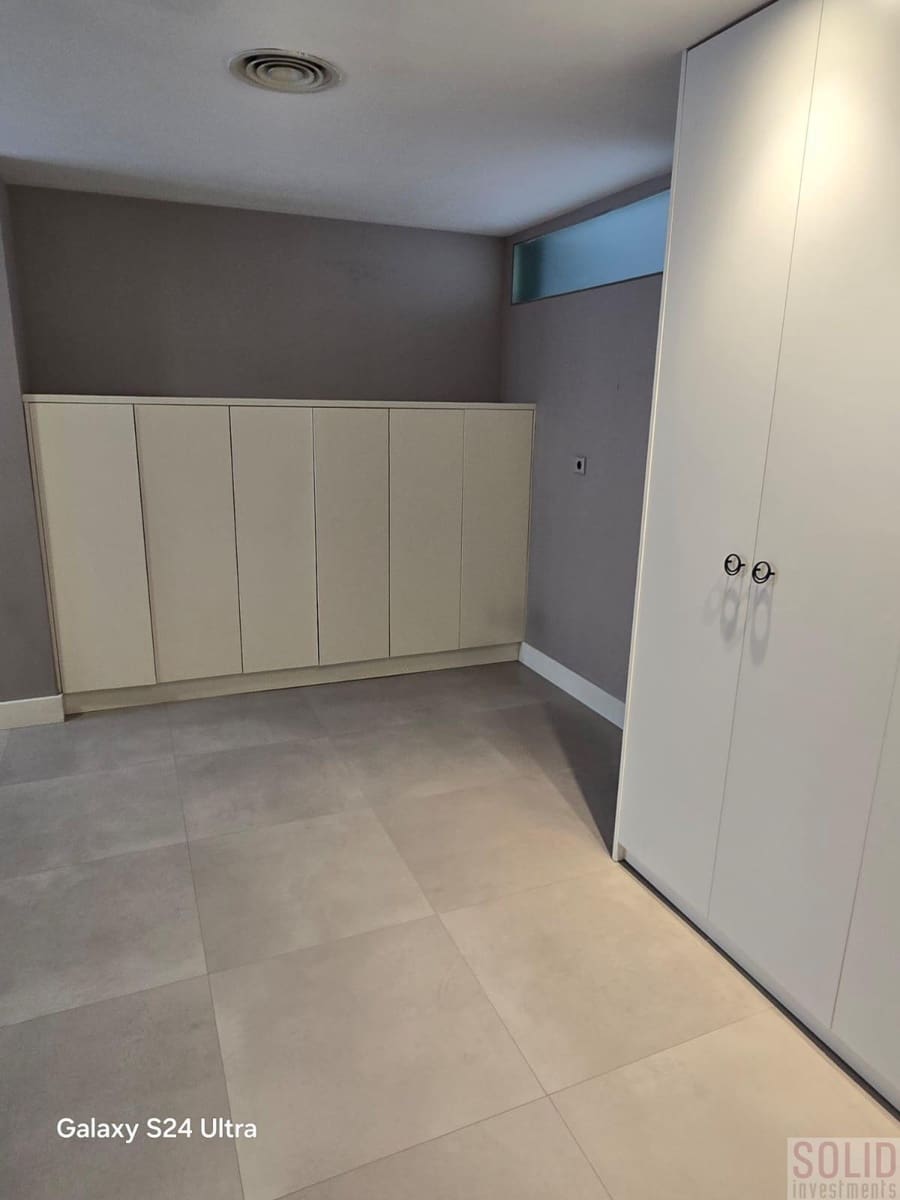 3 sypialnia Mieszkanie do wynajęcia w Miasto Walencja - 2 000 € (Ref: 9211602)