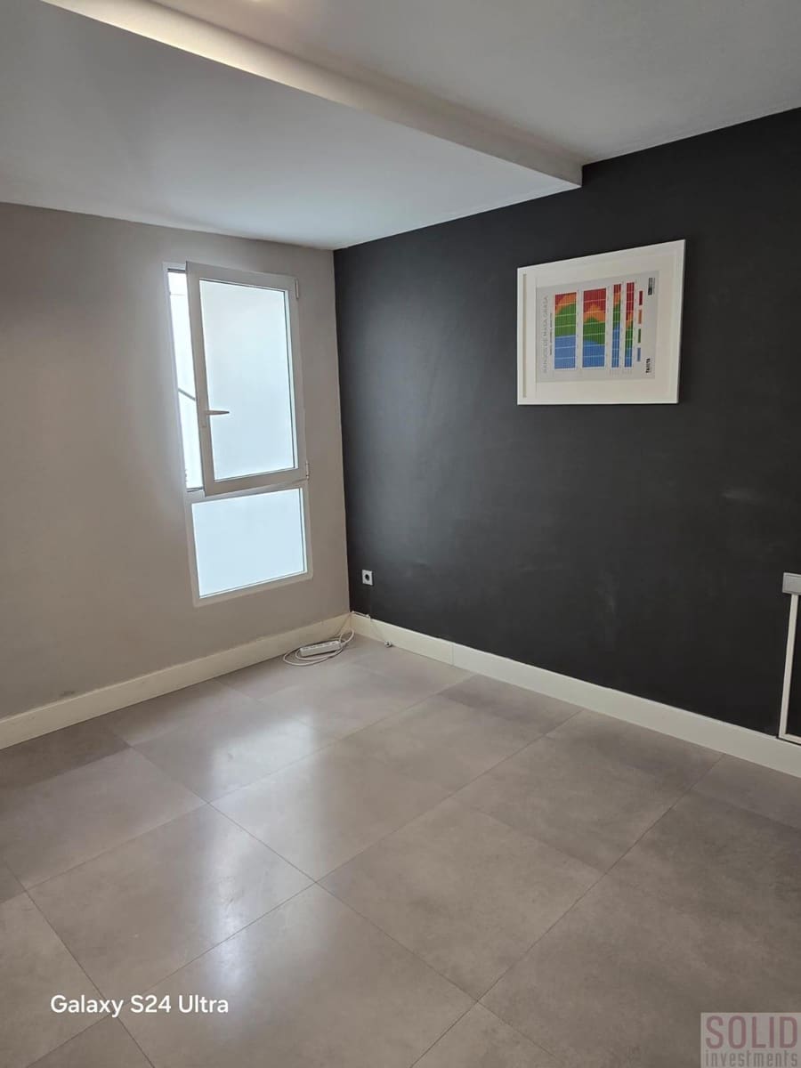 3 sypialnia Mieszkanie do wynajęcia w Miasto Walencja - 2 000 € (Ref: 9211602)