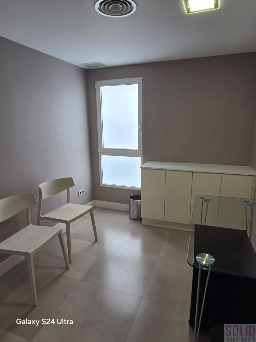 3 sypialnia Mieszkanie do wynajęcia w Miasto Walencja - 2 000 € (Ref: 9211602)