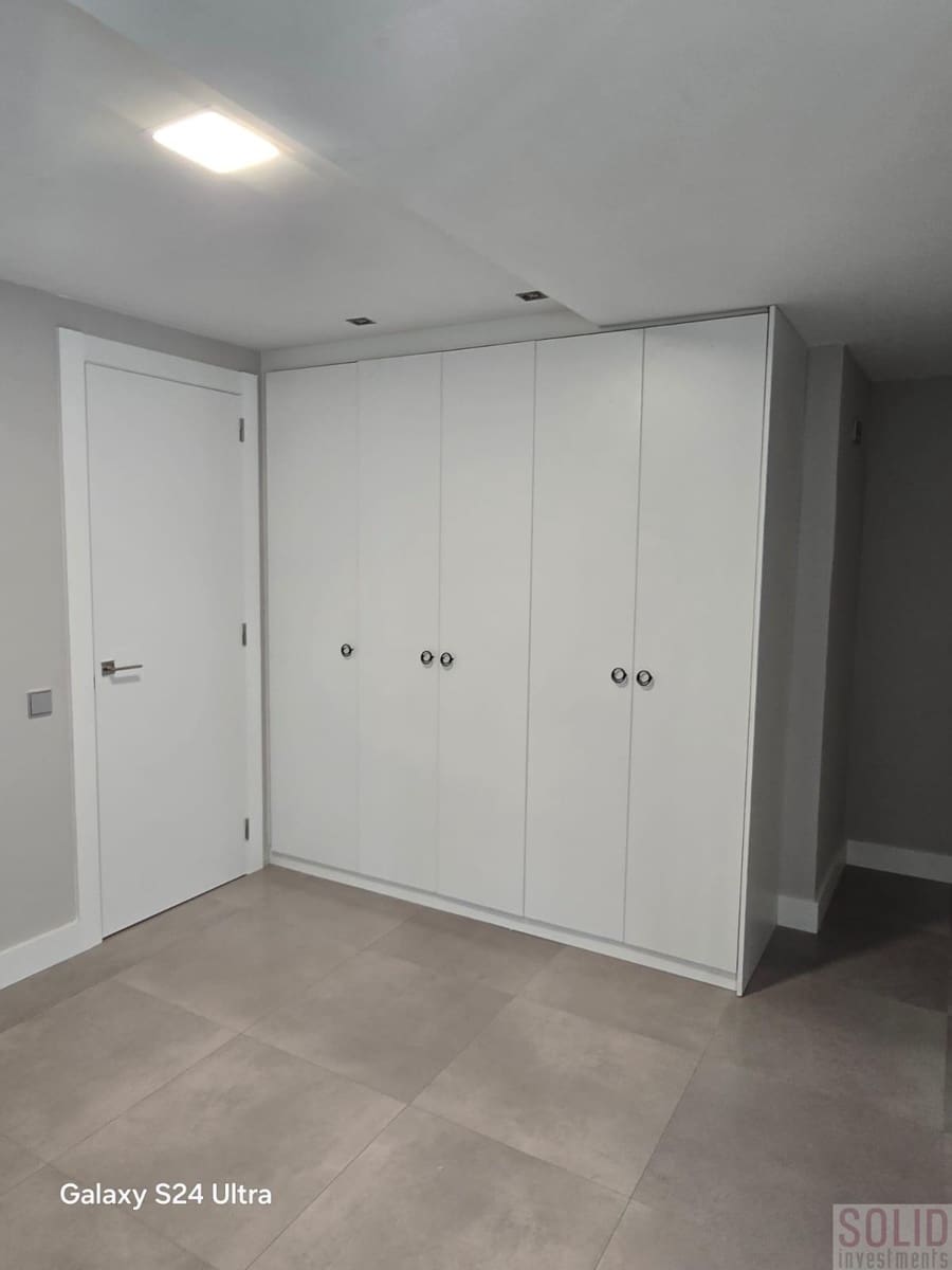 3 sypialnia Mieszkanie do wynajęcia w Miasto Walencja - 2 000 € (Ref: 9211602)