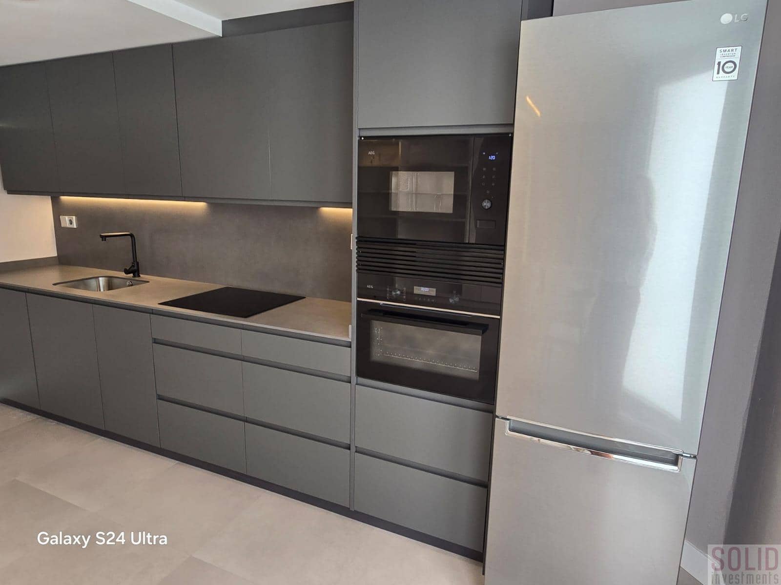 3 sypialnia Mieszkanie do wynajęcia w Miasto Walencja - 2 000 € (Ref: 9211602)