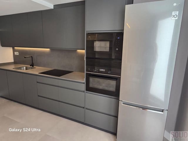 Appartement de 3 chambres à louer à Sant Francesc, Valence ville - 2 000 € (Ref: 9211602)