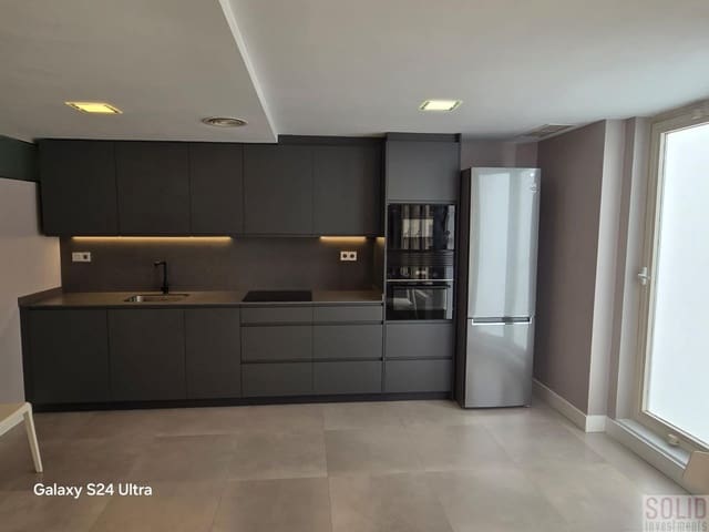 Appartement de 3 chambres à louer à Sant Francesc, Valence ville - 2 000 € (Ref: 9211602)