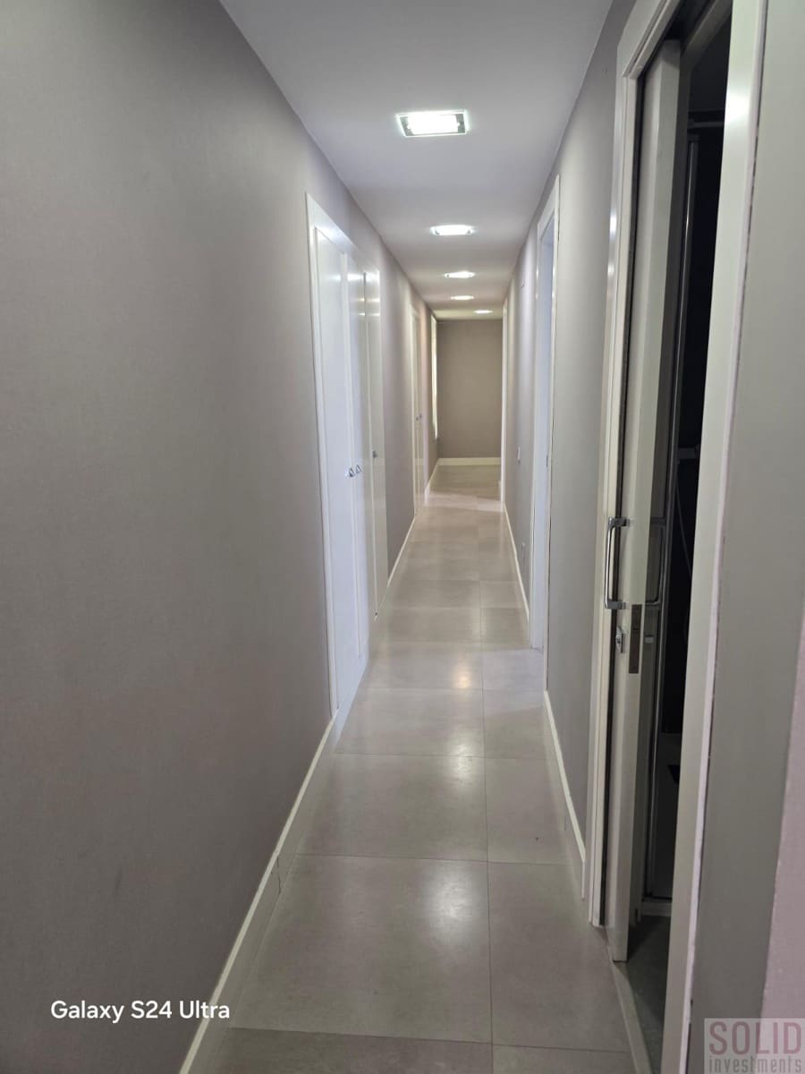 3 sypialnia Mieszkanie do wynajęcia w Miasto Walencja - 2 000 € (Ref: 9211602)