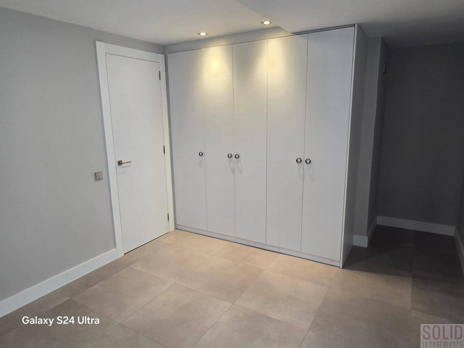 3 sypialnia Mieszkanie do wynajęcia w Miasto Walencja - 2 000 € (Ref: 9211602)