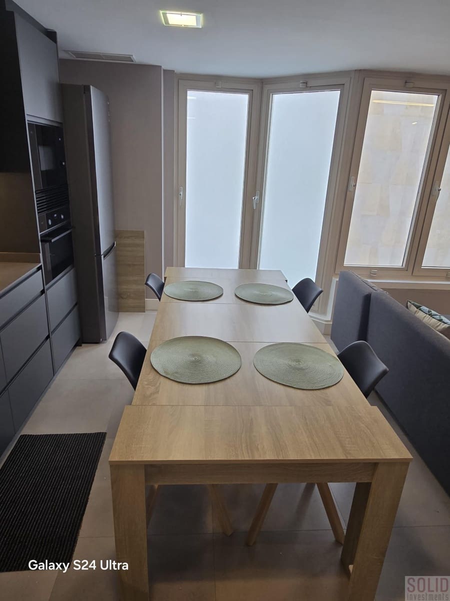 3 sypialnia Mieszkanie do wynajęcia w Miasto Walencja - 1 800 € (Ref: 9211602)