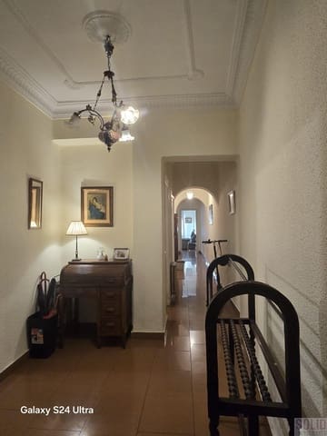 3 bedroom Flat for sale in Arrancapins, Valencia city - € 330,000 (Ref: 9216607)