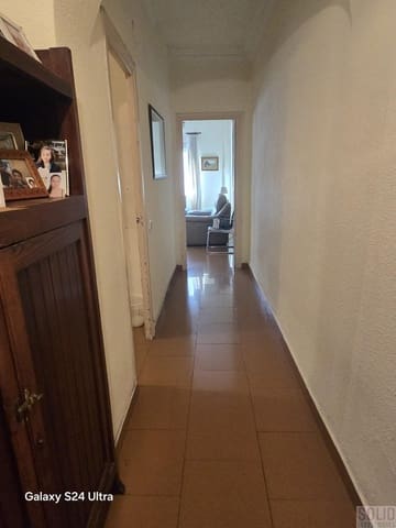 3 bedroom Flat for sale in Arrancapins, Valencia city - € 330,000 (Ref: 9216607)